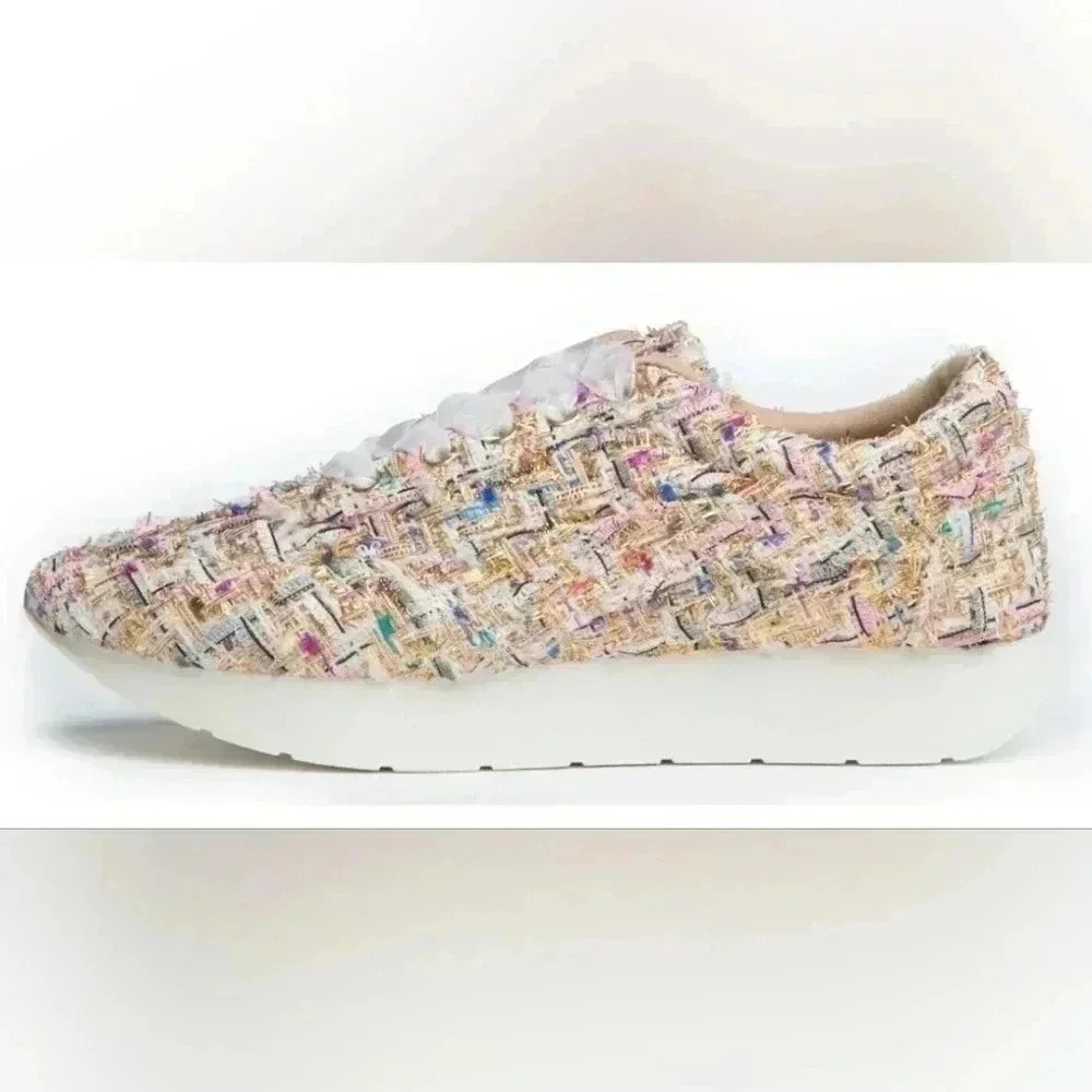 CAPE ROBBIN FELLINI-1 SNEAKER. Size 10